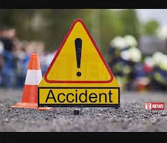 ළමුන් 13 දෙනෙකු රැගෙන ගිය ත්රිරෝද රථයක් අනතුරට