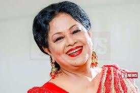 නිළි රැජින මාලනීයගේ නිසල දේහය චිත්රපට සංස්ථාව වෙත රැගෙන එයි