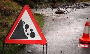 දිස්ත්රික්ක කිහිපයක් සඳහා නායයෑමේ අනතුරු ඇඟවීමක්