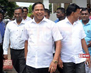 පියසේන ගමගේ අල්ලස් කොමිසමෙන් පිටව යයි