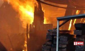 බෝකුන්දර ලී අලෙවි සැලක ගින්නක්