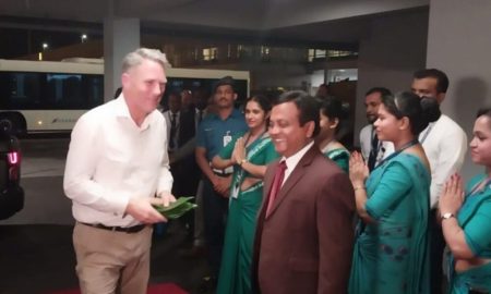 දිවයිනට පැමිණි ඔස්ට්රේලියානු නියෝජ්ය අගමැති