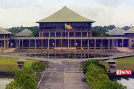 පාර්ලිමේන්තු සභාවාරය ඇරඹෙයි.