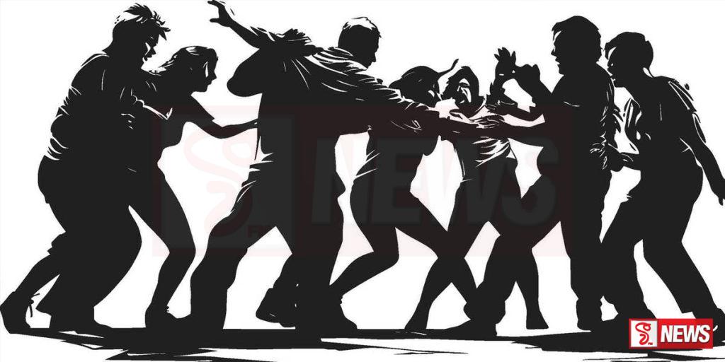 තරුණියන්ට උසුළුවිසුළු කළ තරුණයන් දෙදෙනාට සුපිරි සංග්රහයක්