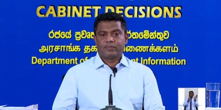 කලබල එපා – හොදම සෙල්ලම් එළිවෙන ජාමෙට ! නලින්ද කියයි – VIDEO –