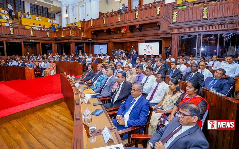 පර්යේෂණ සහ සංවර්ධන ජාතික ප්රතිපත්තිය ක්රියාවට නැංවීම සම්බන්ධයෙන් සාකච්ඡාවක්