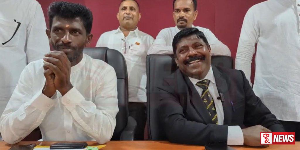 මාලිමාවයි දුරකථනයයි එක්වී කුකුලා පන්නයි