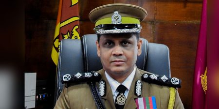 බන්ධනාගාර කොමසාරිස්ගේ වැඩතහනම් කරයි