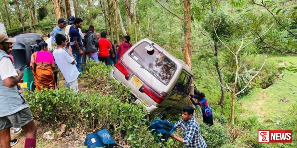 පාසල් වෑන් රථයක් අඩි 10ක පල්ලමට – තිදෙනෙක් රෝහලට