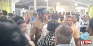 මාලිමාවේ මන්ත්රීවරු දෙදෙනෙක් පැහැරගෙන ?