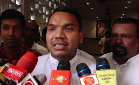 අධ්යාපන ක්රමයේ ලොකු වෙනසක් පොහොට්ටුවත් ඉල්ලයි ! VEDIO –