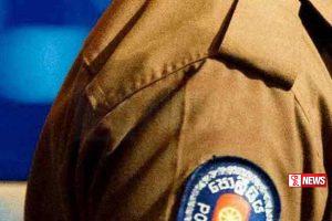 සැකකරුවෙකු පළායාමේ සිදුවීමට පොලීසියේ දෙදෙනෙකුගේ වැඩ තහනම්