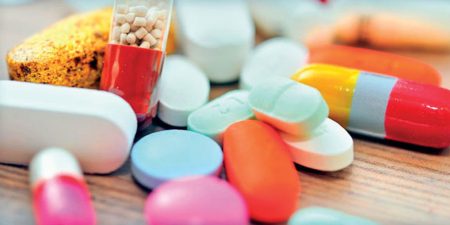 ඖෂධ වැඩි මිලට අලෙවිකරන්නන් ගැන පරීක්ෂණ