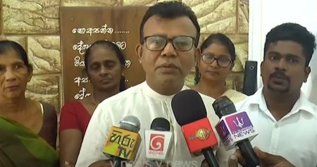 ඉතිහාසයේ පළමු වරට පොලිස්පති වැරදිකරු වෙයි ! VEDIO –