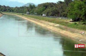 මෝටර් රථයක් වියානා ඇළට පෙරලෙයි – දෙදෙනෙකු මරුට