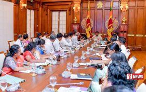 ඖෂධ අඛණ්ඩව සපයන්නැයි ජනපතිගෙන් සෞඛ්ය අංශවලට උපදෙස්