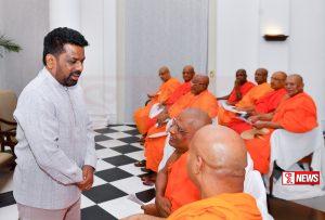 ජාතික – ආගමික – සාමාජයීය සංවර්ධනය උදෙසා නොපසුබටව කටයුතු කරන බව ජනපති කියයි