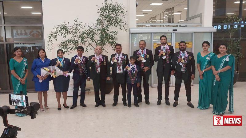 ආසියානූ මානව හිමිකම් සංවිධානයේ නිලධාරීන් පිරිසක් කටුනායකට