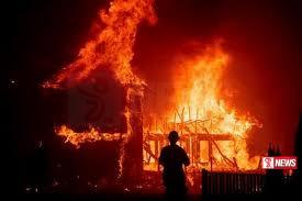 නිවසක ඇති වූ ගින්නකින් පුද්ගලයෙකු ජීවිතක්ෂයට