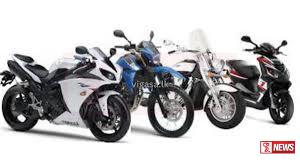 තීරු බදු රහිතව මෙරටට රැගෙන ආ යතුරු පැදි 4ක් පොලිස් භාරයට