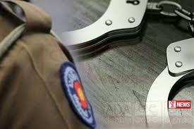 රස පරීක්ෂක කාර්යාලයේ සේවකයෙකු මත්ද්රව්ය සමග පොලිස් අත්අඩංගුවට