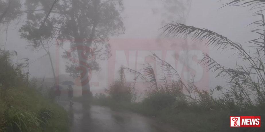 PHOTOS: මධ්යම කඳුකරයේ ඝන මීදුම් තත්ත්වයක්