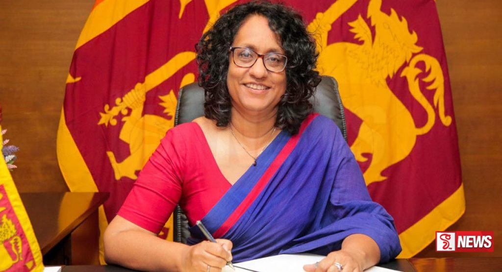 අධ්යාපන ක්රමය සංකීර්ණ වැඩි බව අගමැතිනිය කියයි