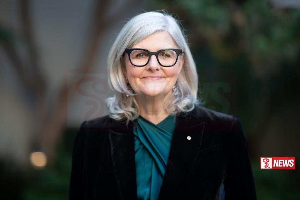 ඕස්ට්රේලියාවේ ලොක්කෙක් හෙට ලංකාවට