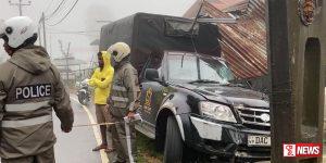 කැබ් රථයක් අනතුරට දෙදෙනෙක් රෝහලට