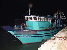 ඉන්දීය ධීවරයින් පිරිසක් නාවික හමුදා භාරයට