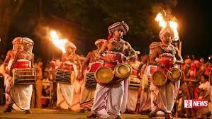 දළදා මංගල්යයේ අවසන් කුඹල් පෙරහැර අද