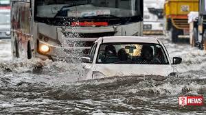 ඉන්දියාවේ මුම්බායි වෙත අයහපත් කාළගුණයෙන් බලපෑම්