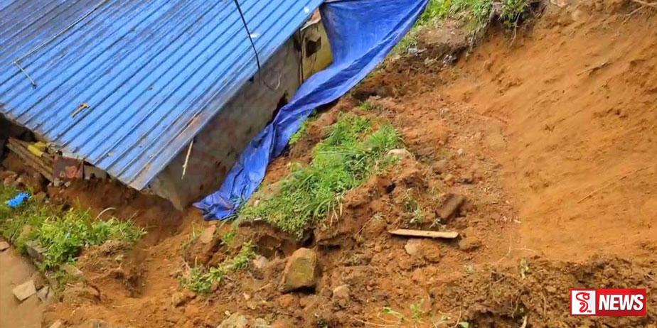 පස් කන්දට යට වූ පස් දෙනාගෙන් අයෙක් දික්ඔය රෝහලට