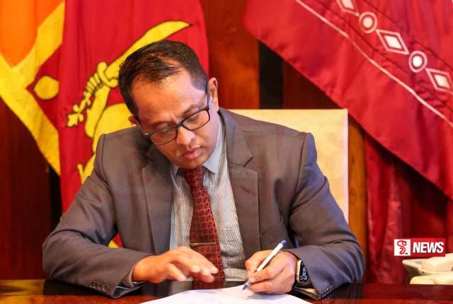 පනත් කෙටුම්පත් දෙකක් සදහා කථානායකගේ සහතිකය