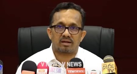 උක් ගොවි ගිනි කෙළි සෙල්ලමට හඳුන්ගේ රතුකට්ට පනියි.. – VIDEO –