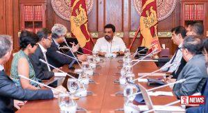 ජනපති සහ නව වාණිජ මණ්ඩල නිලධාරින් අතර හමුවක්