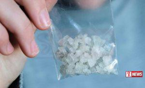 තවත්  මත්ද්රව්ය නිෂ්පාදන අමුද්රව්ය තොගයක්  කදානෙන් හමුවෙයි