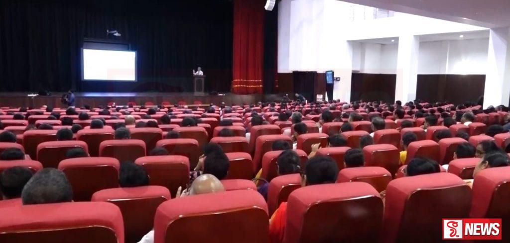 රාජ්ය නිලධාරීන්ට ඩිජිටල්කරණය සහ AI තාක්ෂණය උගන්වයි