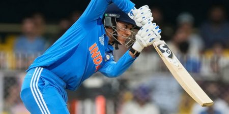 ඉන්දු ශ්රී ලංකා කාන්තා ක්රිකට් තරගයට වැස්සෙන් බාධා