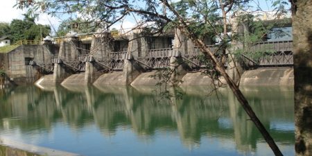 උල්හිටිය රත්කිඳ ජලාශයේ වාන් දොරටු තුන් අරියි