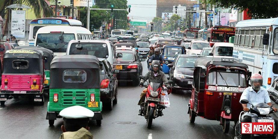 වාහන සම්බන්ධ නීතිය හෙට සිට දැඩි වෙයි