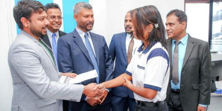 රට රස්සාවලට යන අයට රජයෙන් අඩු මිලට ගුවන් ටිකට්පත්