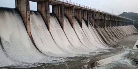 රාජාංගනයේ සහ අංගමුවේ වාන් දොරටු විවෘත කරයි