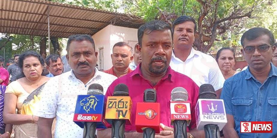 සෙව්වන්දි අල්ලන එකේ ප්රතිඵලය මොකක්ද කියලා මුජිබර් අහනවා