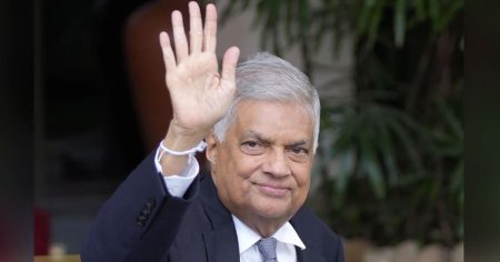 නුගේගොඩ රැළිය අත ළඟ – රනිල් ඉන්දියාවට !