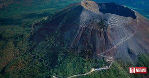 ජපානයේ ගිණි කන්දක් පුපුරයි !