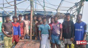 ඉන්දිය ධීවරයින් 14 නාවික හමුදා භාරයට