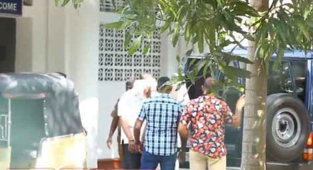 හිටපු මාලිමා මන්ත්රිනියගේ විදුහල්පති සැමියා යළි රිමාන්ඩ්