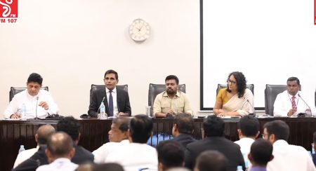 පීඩාවට පත් ජනතාවට සහන සලසන ලෙස ජනපතිගෙන් මන්ත්රීවරුන්ට උපදෙස්