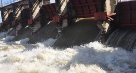 ඉරණමඩු ජලාශයේ වාන් දොරට විවෘත කරයි